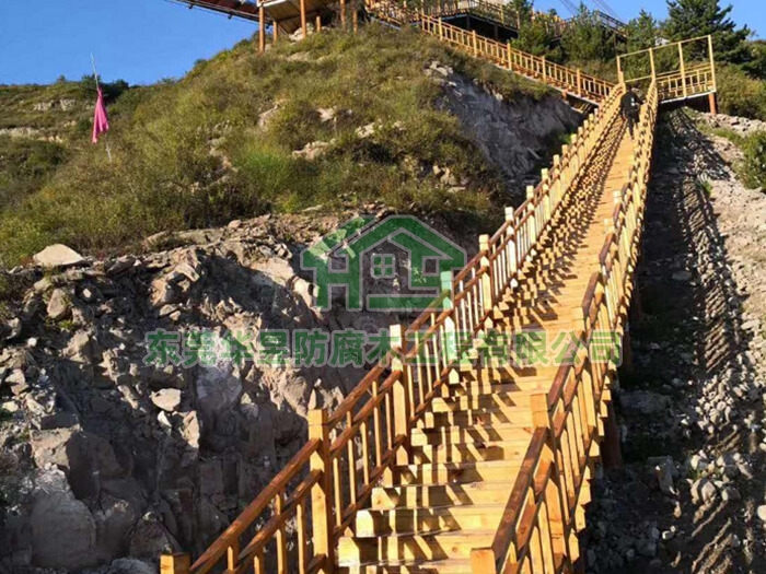 木棧道
